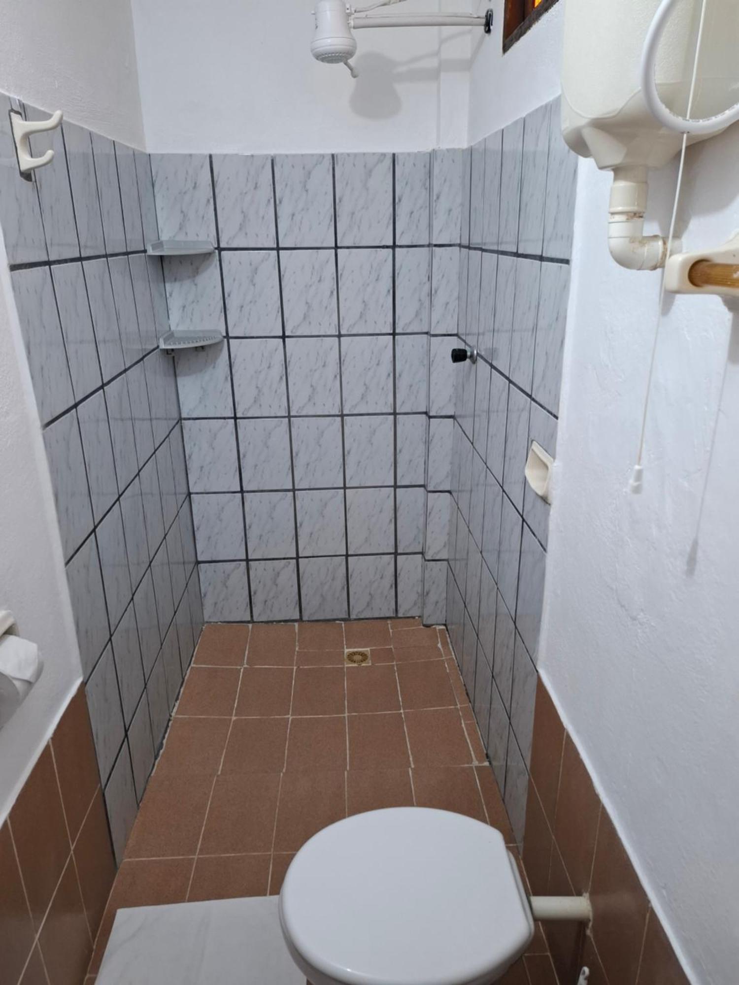 Hotel Biribiri Arraial D'ajuda - A 10 Metros Da Rua Mucuge *
